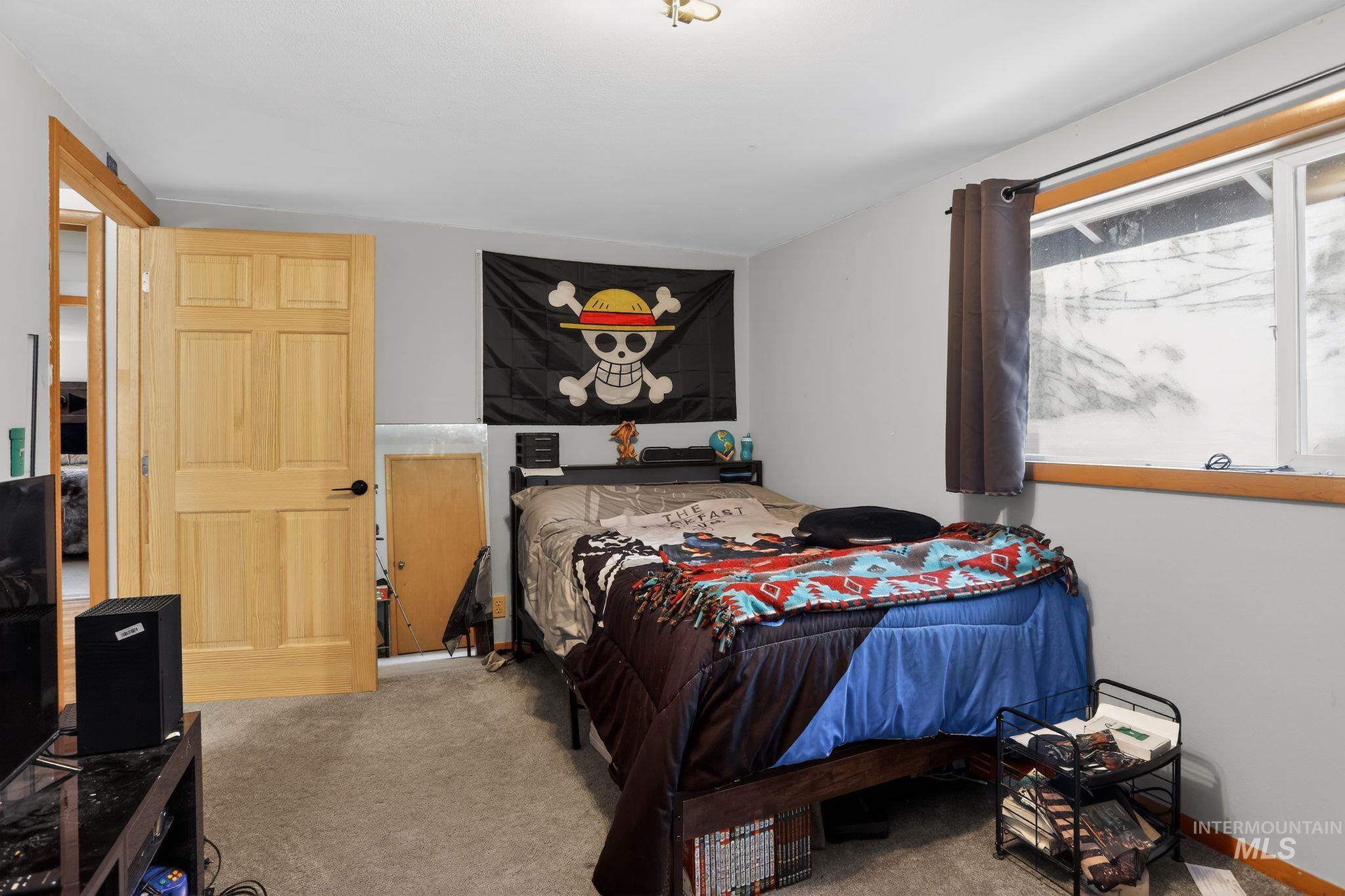 654 Bings Road Cascade, ID 83611 - Photo 26 of 45 View of carpeted bedroom