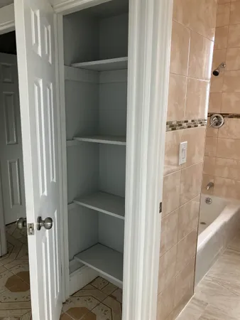 a bathroom with a tub