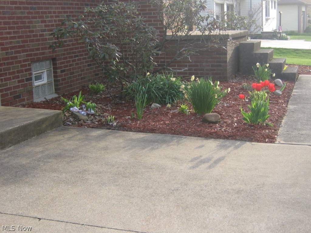 3200 Menough Road Ravenna, OH 44266 - Photo 2 of 15 Gallery Image 2