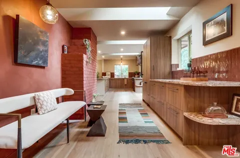 $2,299,000 | 526 Michillinda Way, Sierra Madre, CA 91024