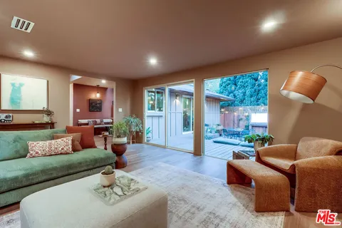$2,299,000 | 526 Michillinda Way, Sierra Madre, CA 91024