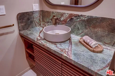 $2,299,000 | 526 Michillinda Way, Sierra Madre, CA 91024