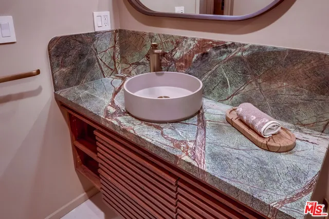 $2,299,000 | 526 Michillinda Way, Sierra Madre, CA 91024