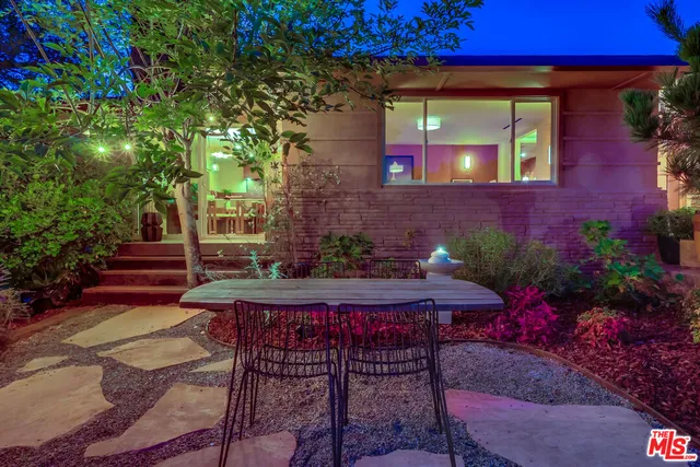 $2,299,000 | 526 Michillinda Way, Sierra Madre, CA 91024