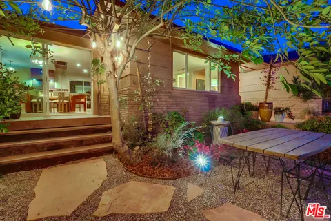 $2,299,000 | 526 Michillinda Way, Sierra Madre, CA 91024