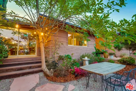 $2,299,000 | 526 Michillinda Way, Sierra Madre, CA 91024