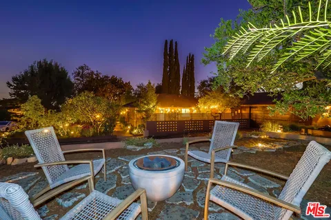 $2,299,000 | 526 Michillinda Way, Sierra Madre, CA 91024