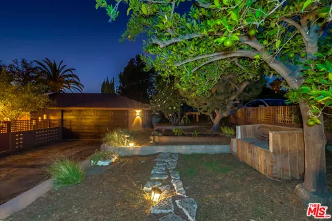 $2,299,000 | 526 Michillinda Way, Sierra Madre, CA 91024