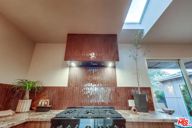 a view of an entryway