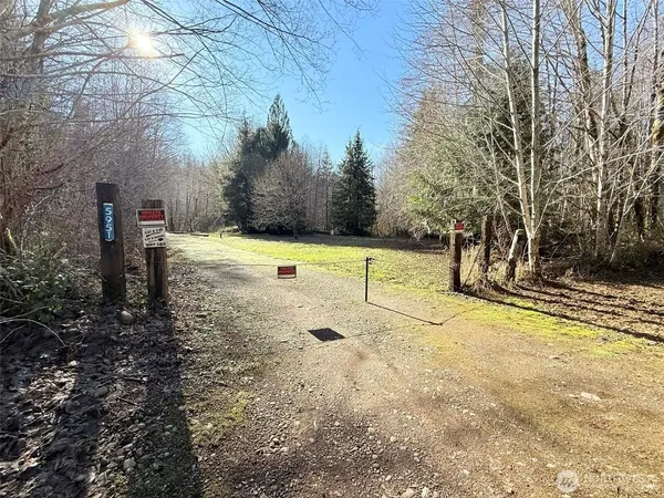 $299,900 | 5951 West Satsop Cloquallum Road, Elma, WA 98541