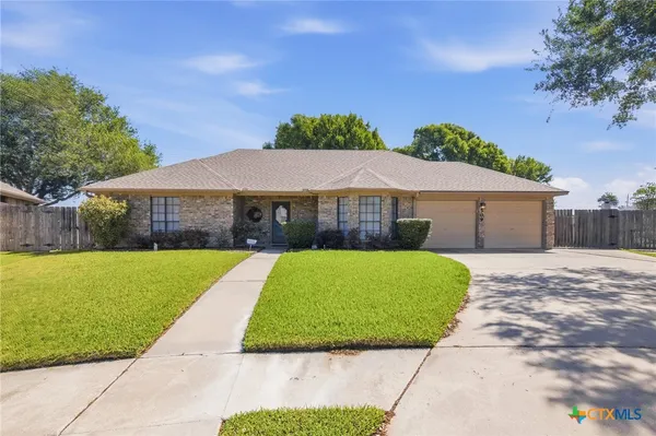 $349,900 | 509 Dunbar Drive, Victoria, TX 77904