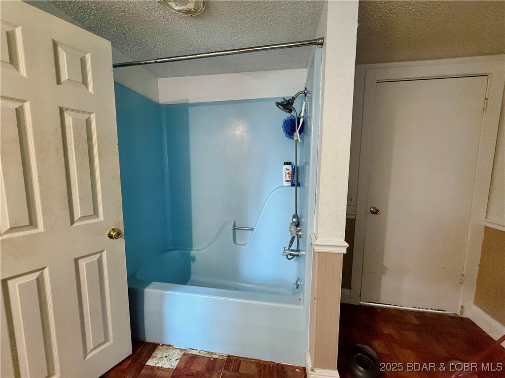 2360 Highway 17 Iberia, MO 65486 - Photo 14 of 23