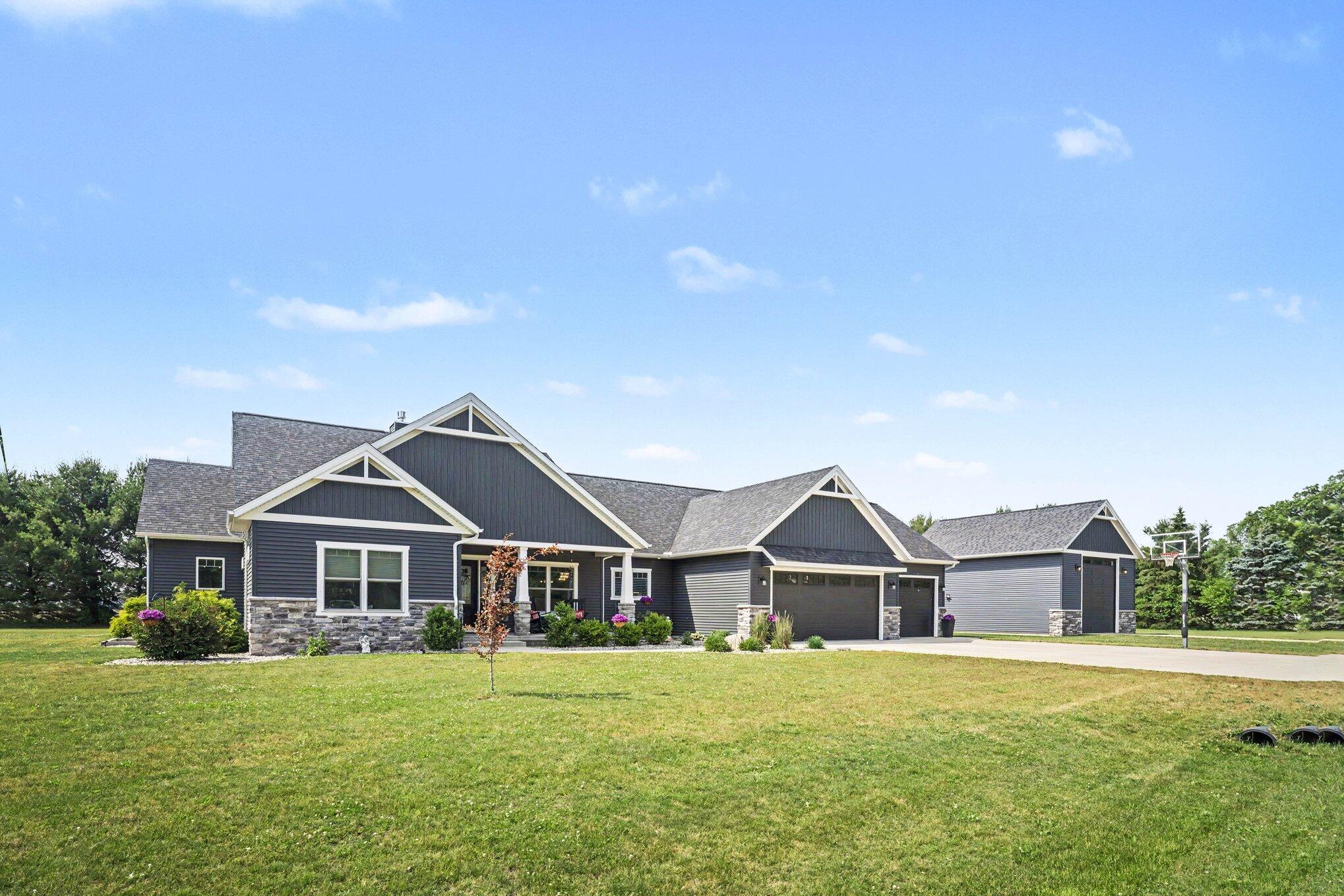 17045 Woodside Lane Three Rivers, MI 49093 - Photo 4 of 49 041_file_7827