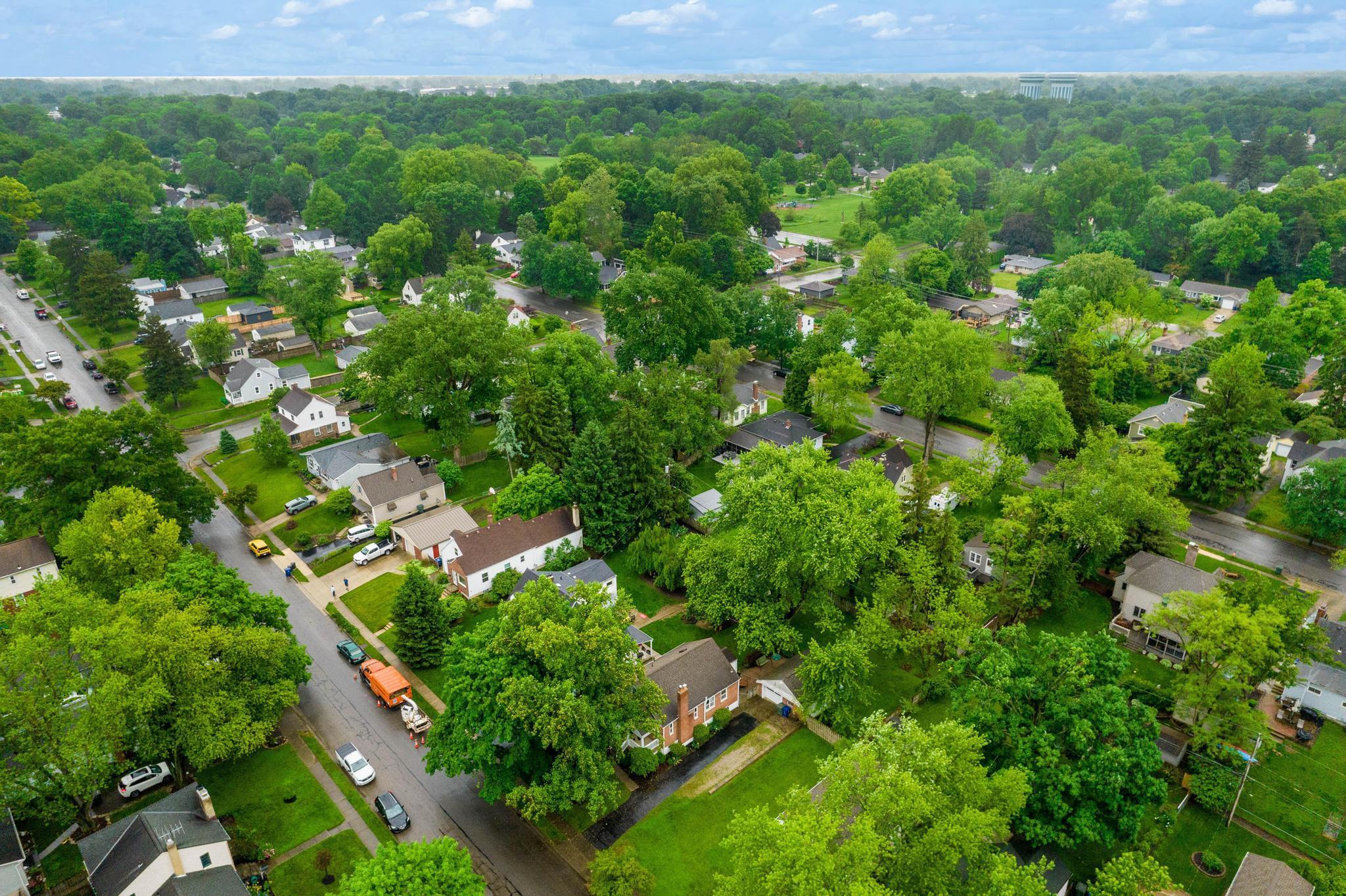 195 Chase Road Columbus, OH 43214 - Photo 45 of 46 DJI_0226