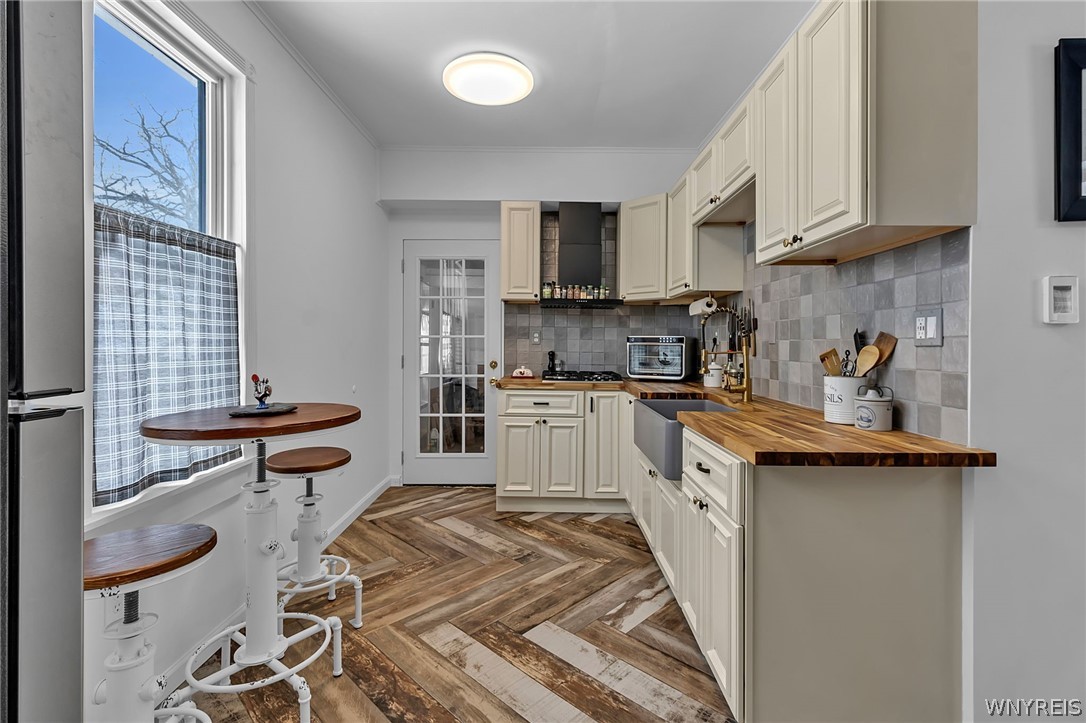 230 Bird Avenue Buffalo, NY 14213 - Photo 16 of 32