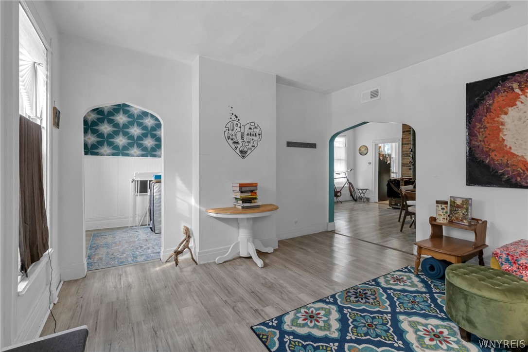 230 Bird Avenue Buffalo, NY 14213 - Photo 5 of 32