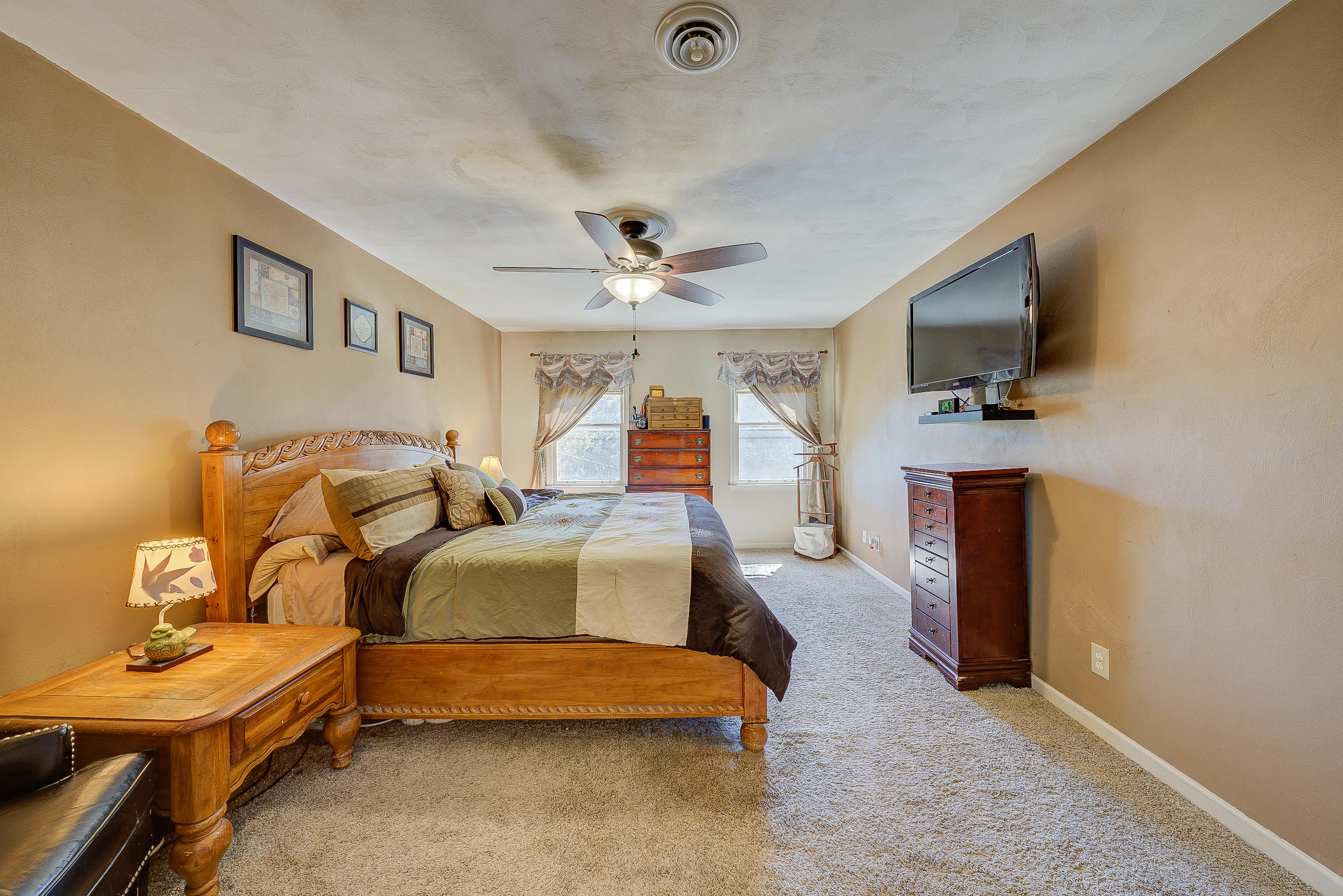 6177 Burnham Road Roanoke, VA 24018 - Photo 18 of 40 116