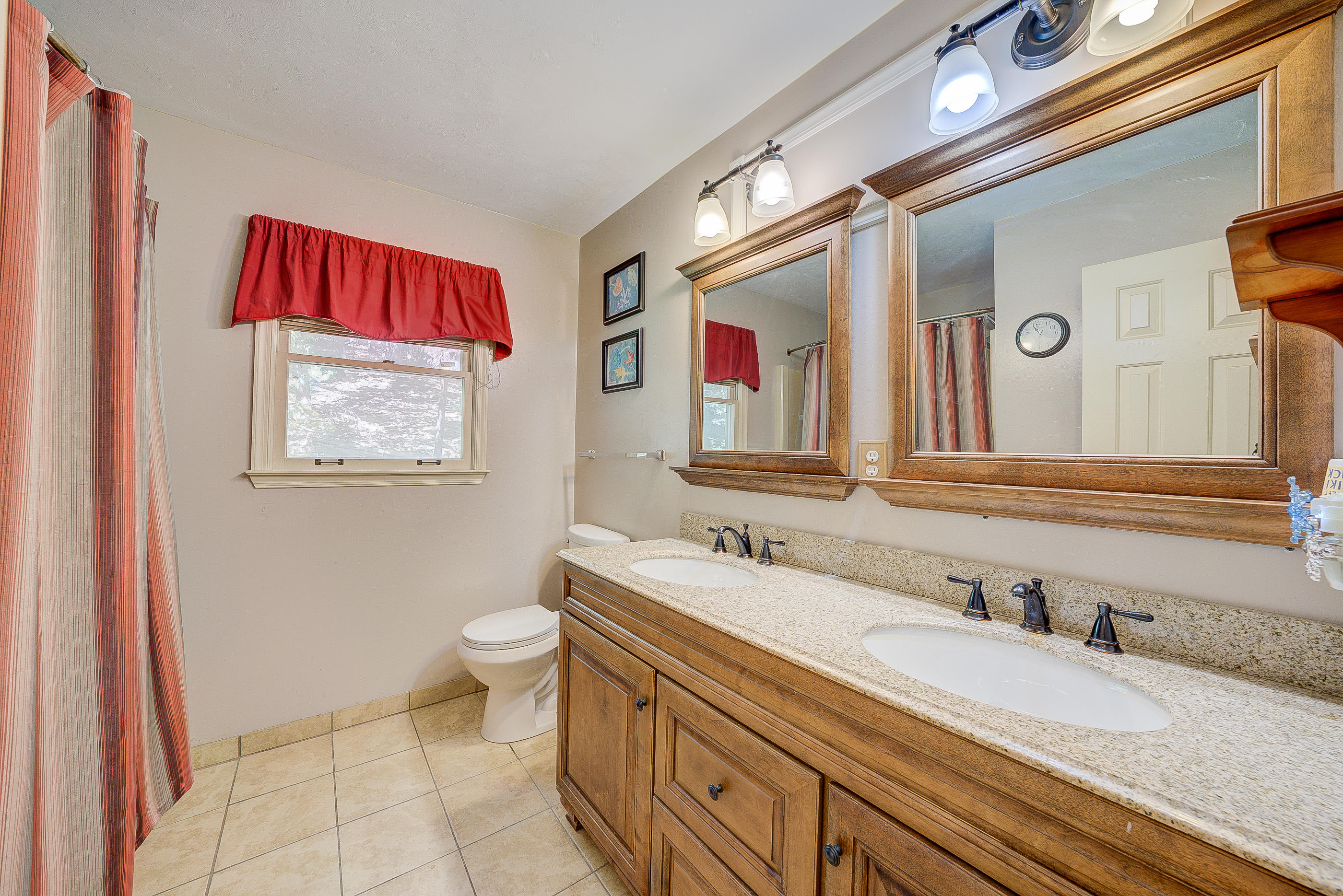 6177 Burnham Road Roanoke, VA 24018 - Photo 21 of 40 121