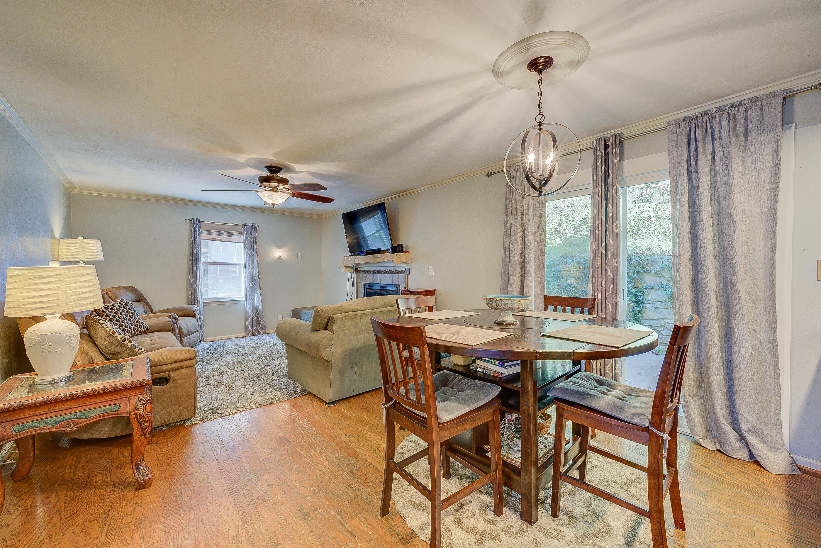 6177 Burnham Road Roanoke, VA 24018 - Photo 6 of 40 93