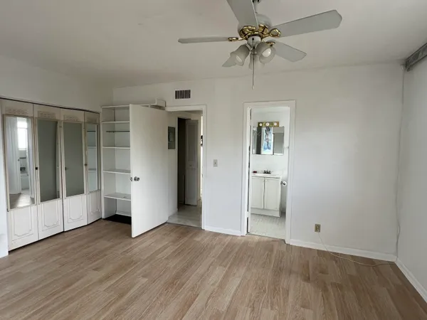 $1,200 | 2840 Cynthia Lane, Unit 207, Lake Worth Beach, FL 33461