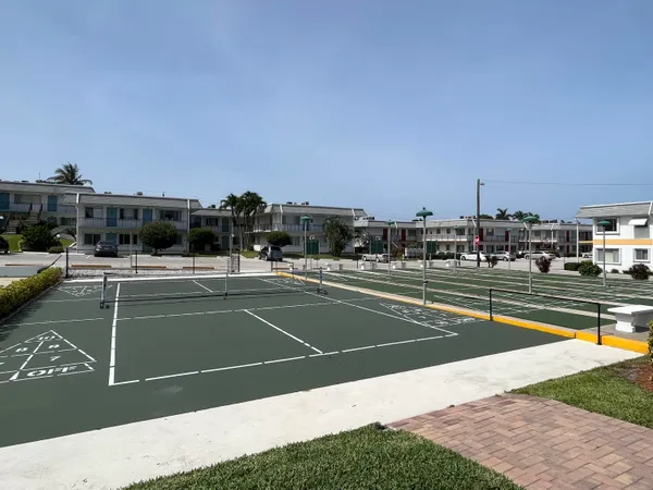 $1,200 | 2840 Cynthia Lane, Unit 207, Lake Worth Beach, FL 33461