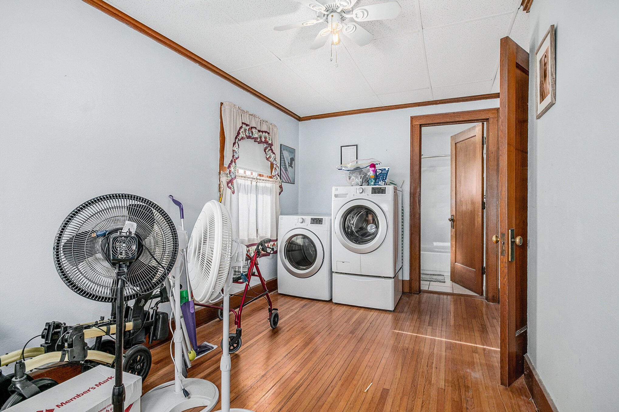 212 East Main Street Butler, IN 46721 - Photo 16 of 26 2038x1358