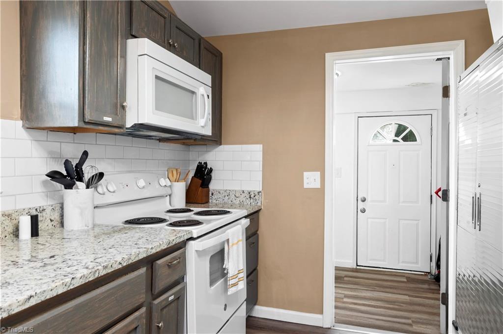 400 Oakview Road High Point, NC 27265 - Photo 10 of 22