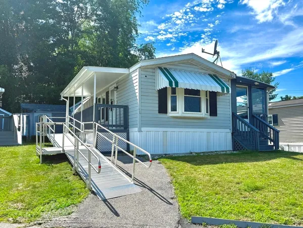 $159,900 | 47 Washington Street, Unit 56, Auburn, MA 01501