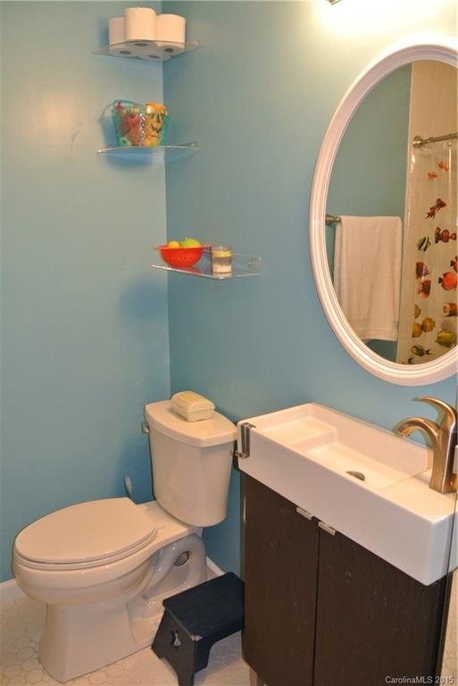 3611 Woodleaf Road, Unit 2 Charlotte, NC 28205 - Photo 16 of 21 Gallery Image 16