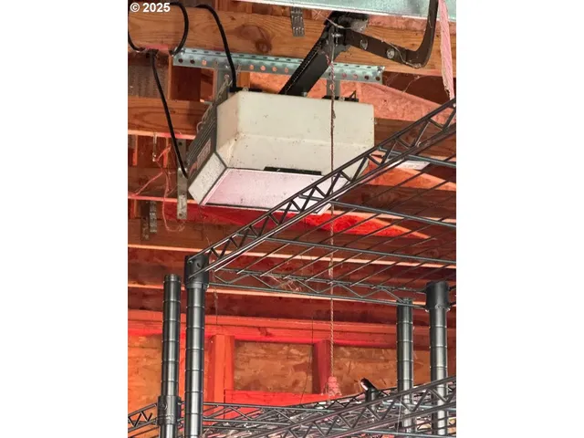 $270,000 | 424 Aker Drive, Myrtle Creek, OR 97457