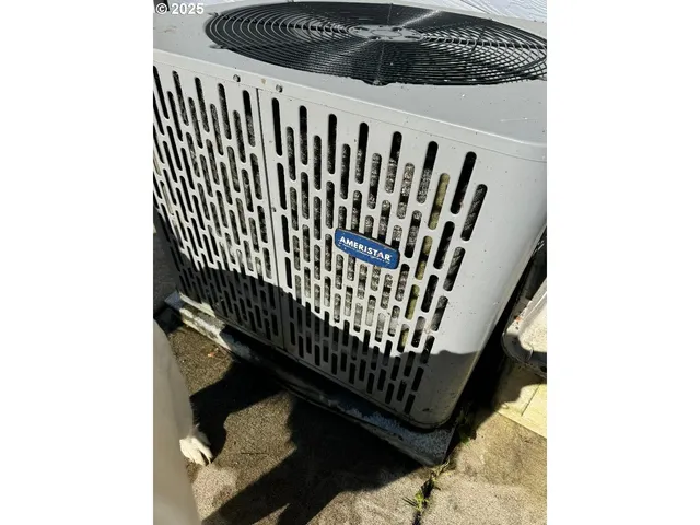 $270,000 | 424 Aker Drive, Myrtle Creek, OR 97457