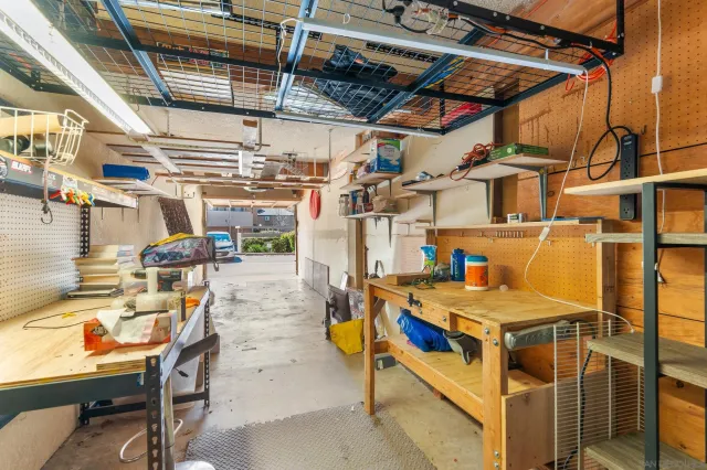 $3,188 | 9721 Mesa Springs Way, Unit 168, San Diego, CA 92126