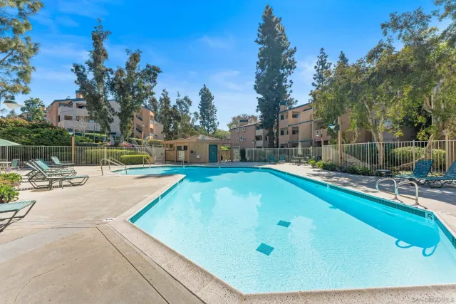$3,188 | 9721 Mesa Springs Way, Unit 168, San Diego, CA 92126