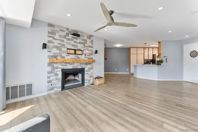 $3,188 | 9721 Mesa Springs Way, Unit 168, San Diego, CA 92126