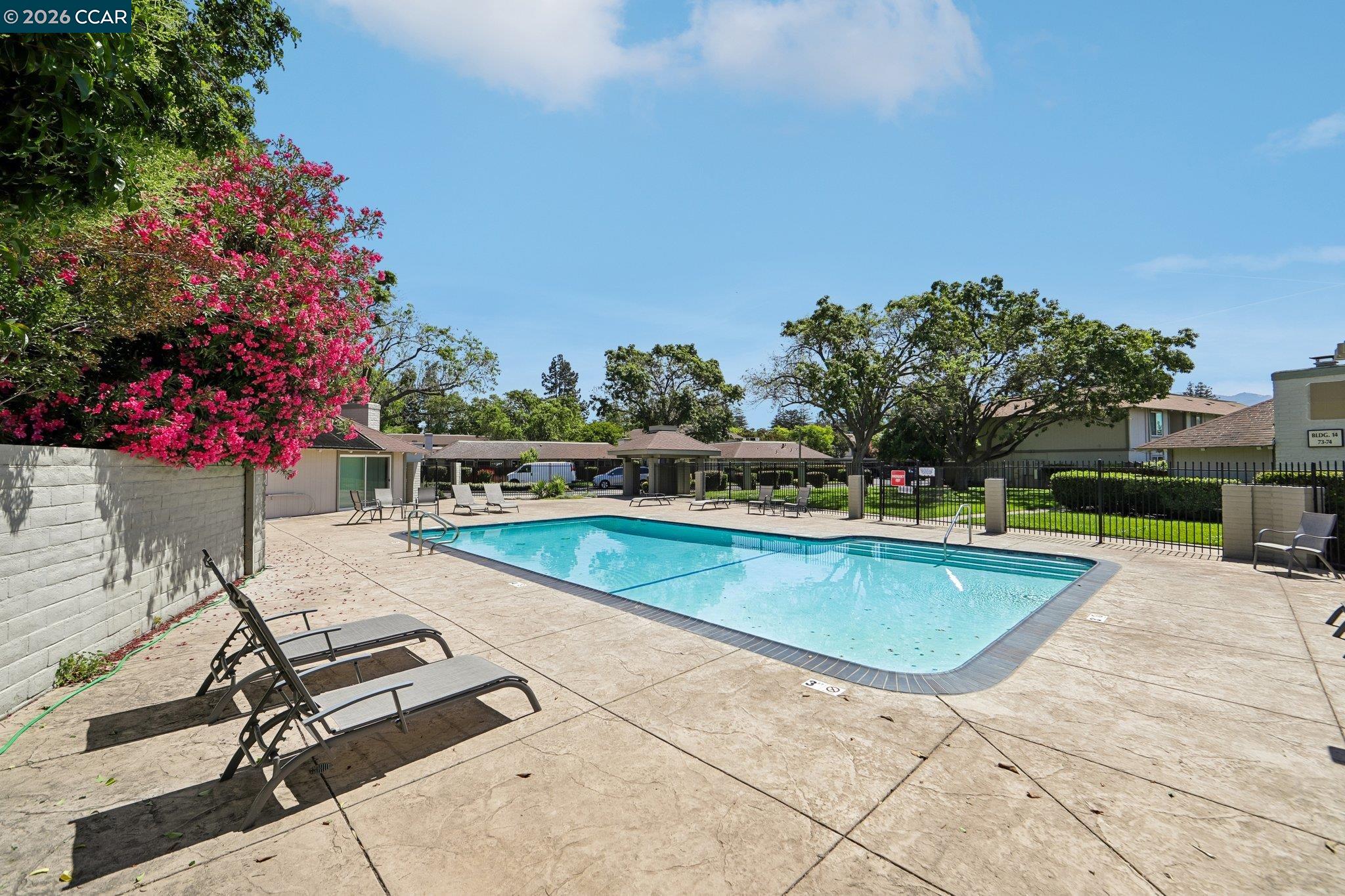 825 Oak Grove Road, Unit 40 Concord, CA 94518 - Photo 36 of 38
