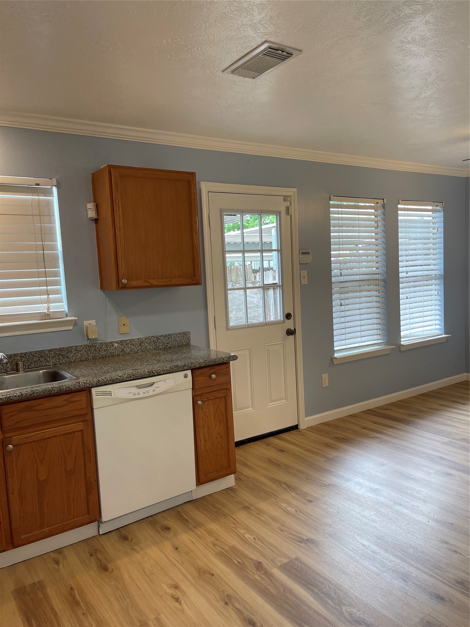 11735 Alief Clodine Road, Unit 17 Houston, TX 77072 - Photo 10 of 46