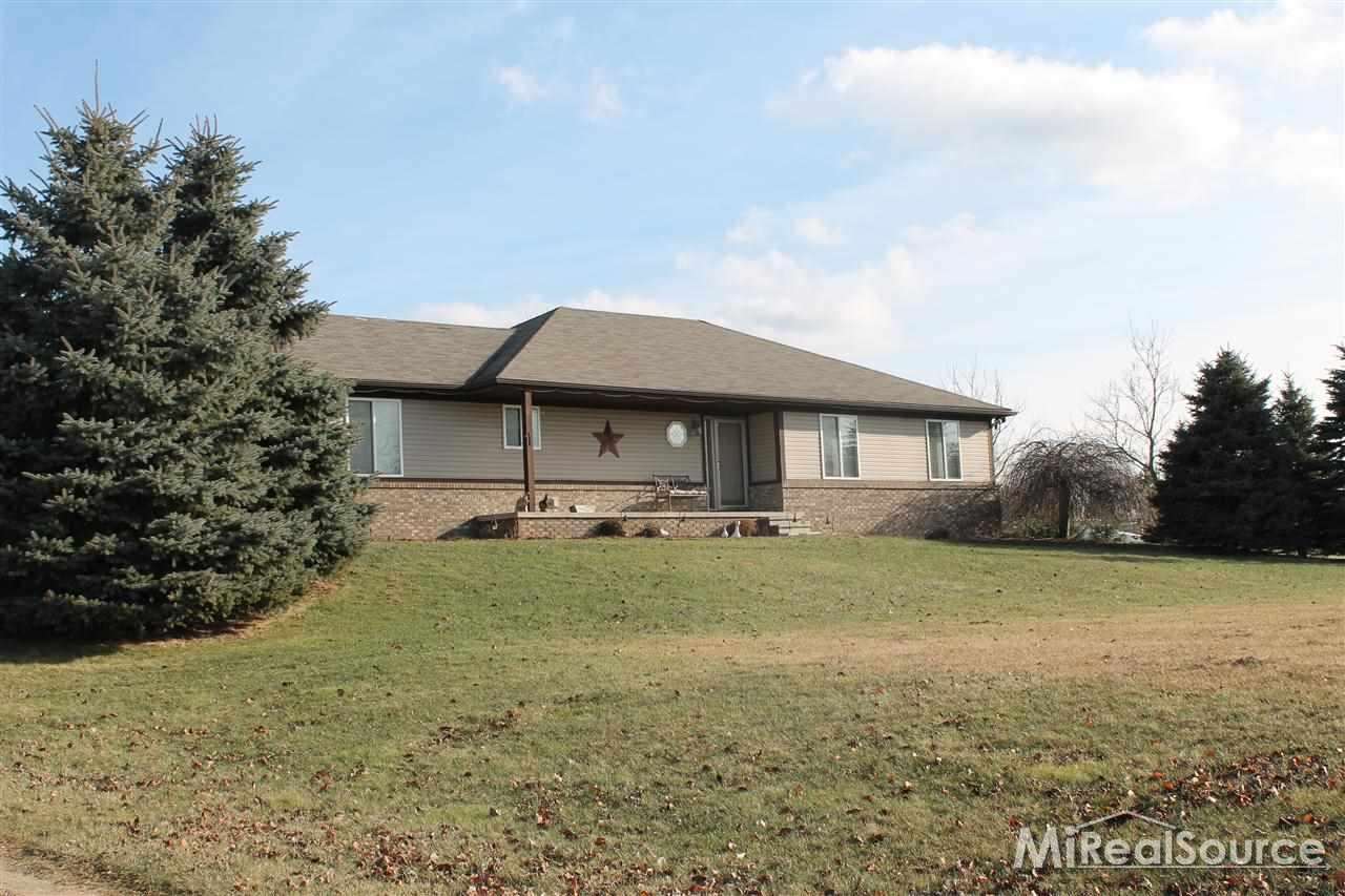 3855 Bishop Road Dryden, MI 48428 - Photo 1 of 27