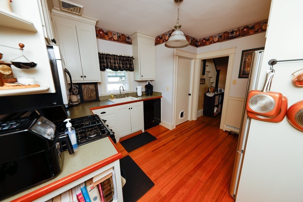 26 Harding Street Fall River, MA 02720 - Photo 6 of 34 Gallery Image 6
