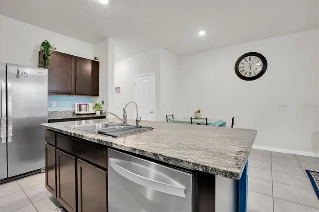 $2,350 | 2917 Suncoast Plains Drive, Odessa, FL 33556