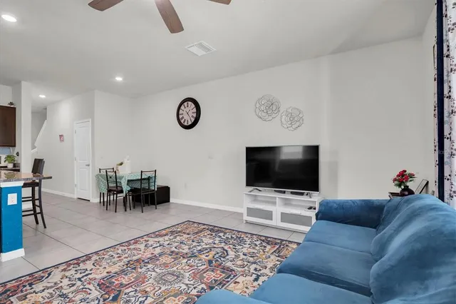 $2,350 | 2917 Suncoast Plains Drive, Odessa, FL 33556