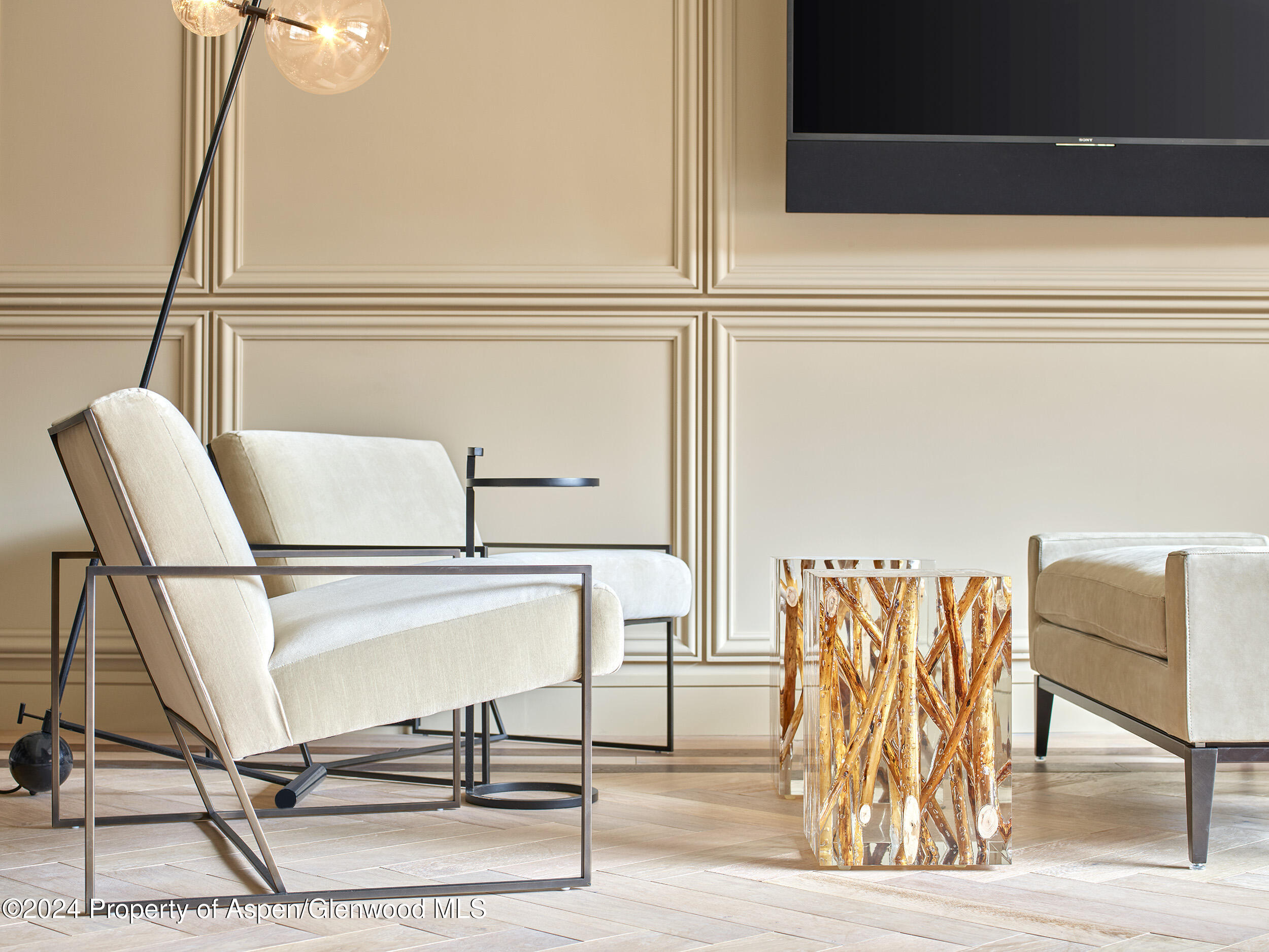 77 Wood Road, Unit 50704 Snowmass Village, CO 81615 - Photo 7 of 18 onesnowmass_inspiratoloungedetails_WEB_L