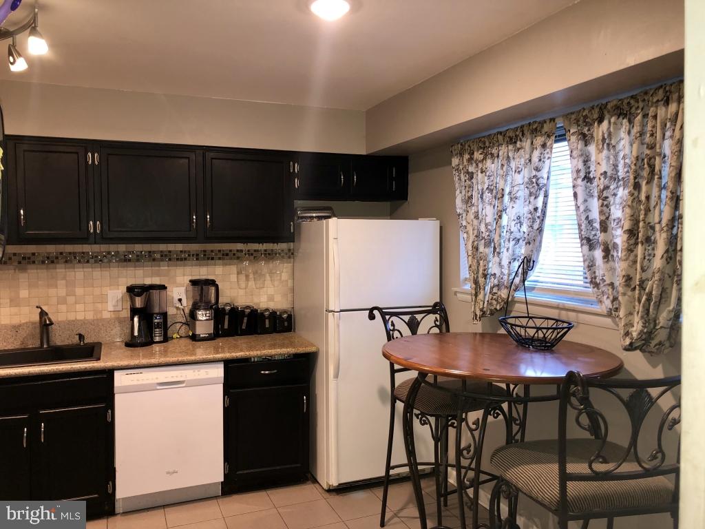 139 Echelon Road Voorhees, NJ 08043 - Photo 3 of 34 Gallery Image 3