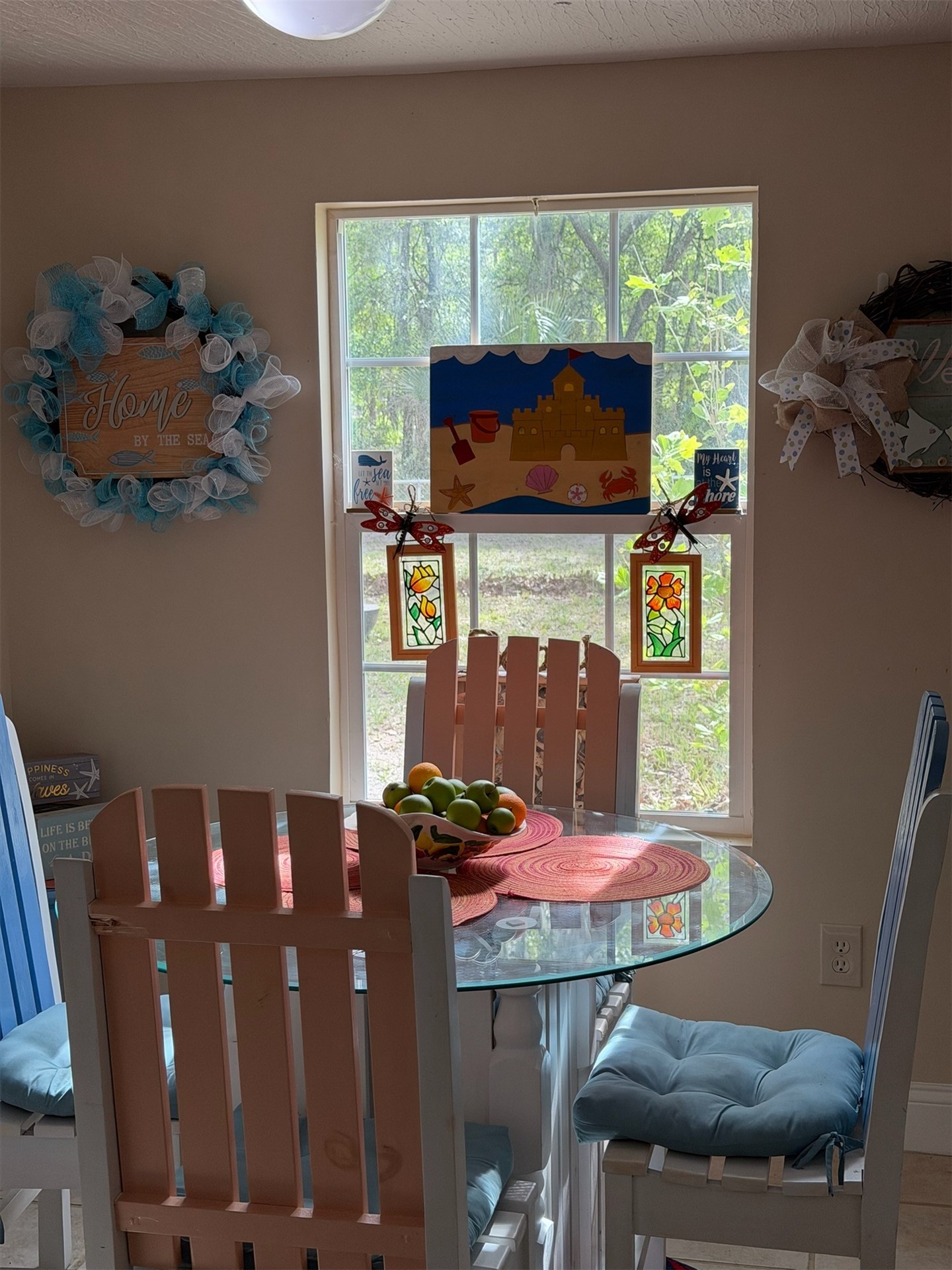 85045 Lonnie Crews Road Fernandina Beach, FL 32034 - Photo 5 of 28 a living room with furniture and a flat screen tv