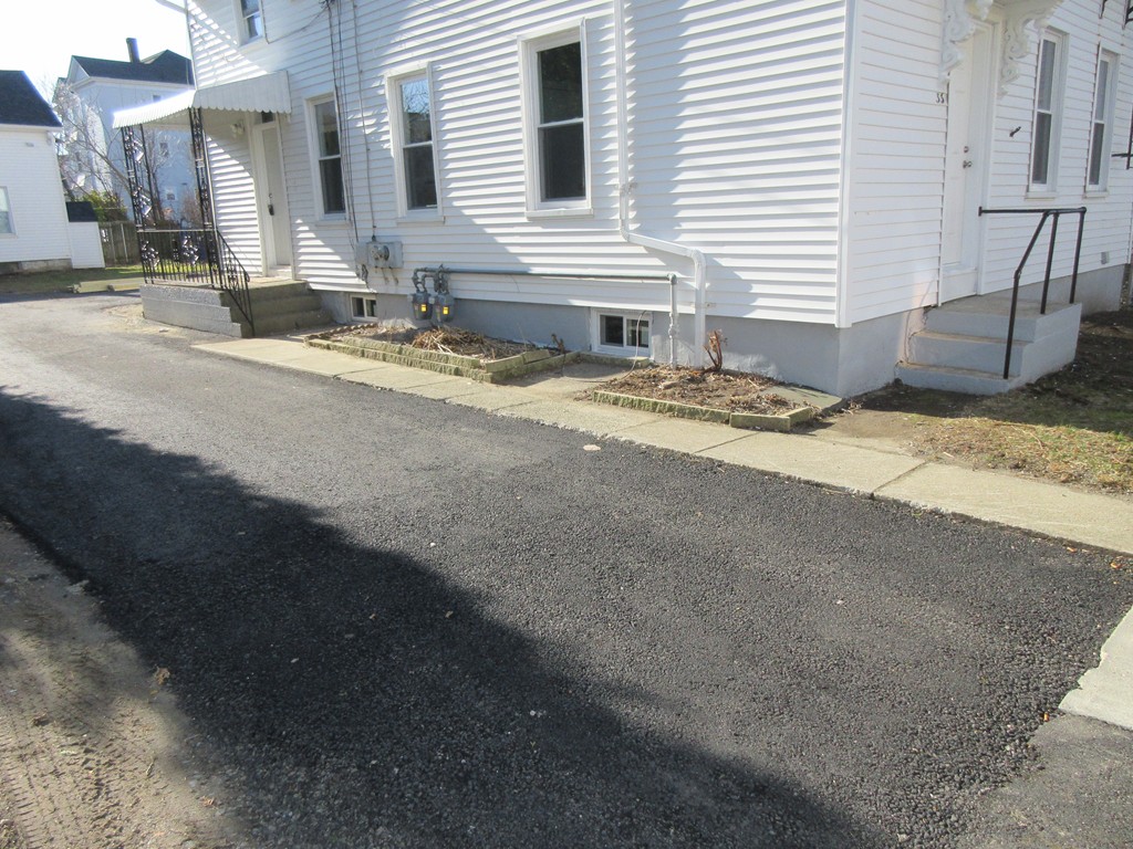 33 Hall Street Fall River, MA 02724 - Photo 3 of 25 Gallery Image 3