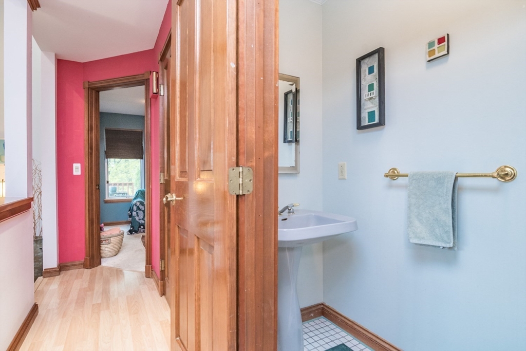 247 Montague Road Leverett, MA 01054 - Photo 23 of 40