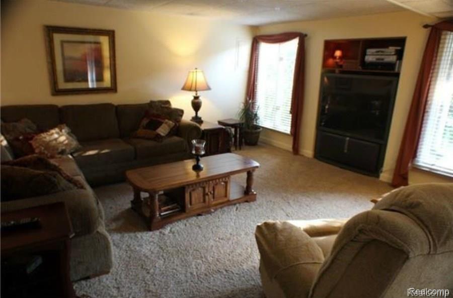 917 Golfview Court, Unit 30 Rochester Hills, MI 48307 - Photo 23 of 27