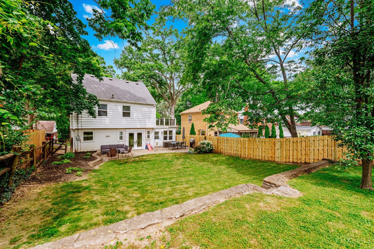 2722 Ridgewood Avenue Cincinnati, OH 45213 - Photo 51 of 53