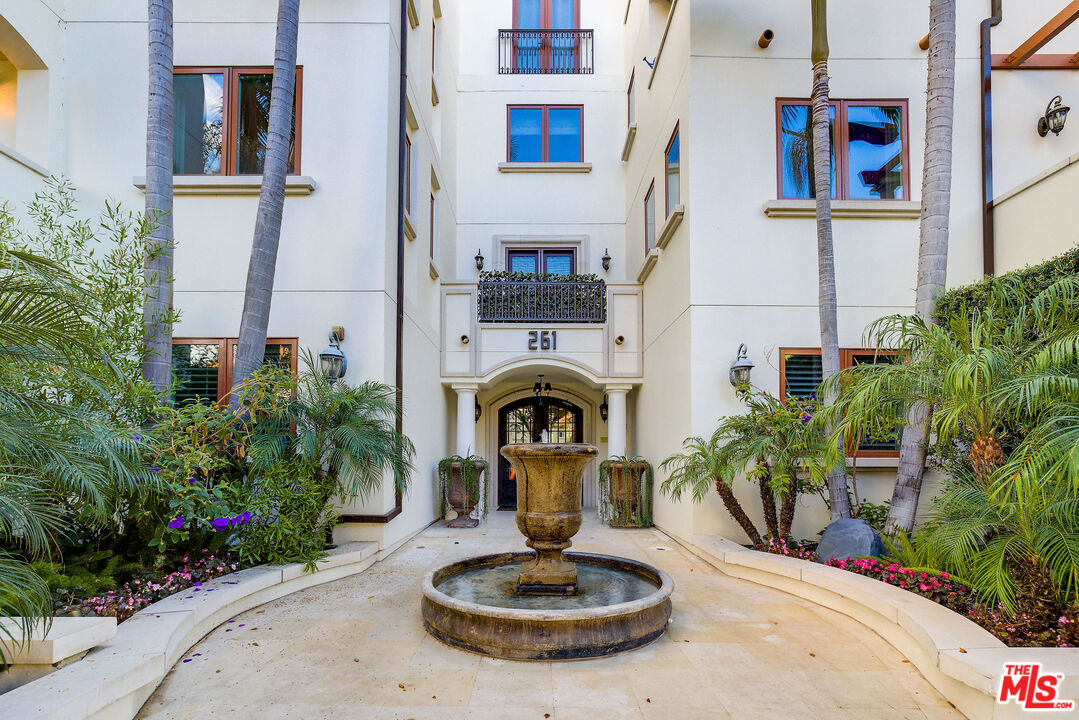 261 South Reeves Drive, Unit 201 Beverly Hills, CA 90212 - Photo 20 of 21