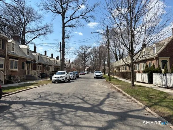 $95,000 | 347 Iranistan Avenue, Bridgeport, CT 06604
