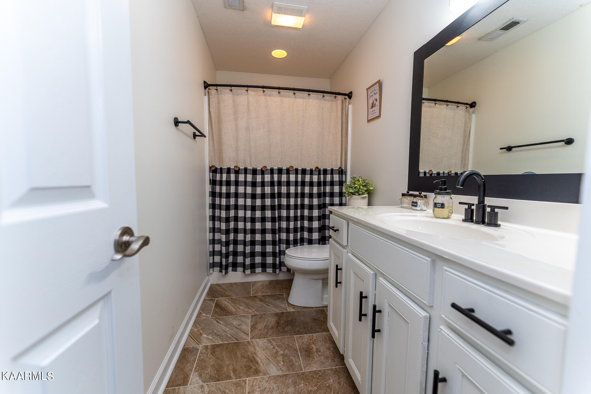 105 Honey Ridge Way Knoxville, TN 37924 - Photo 5 of 27 Bath 2